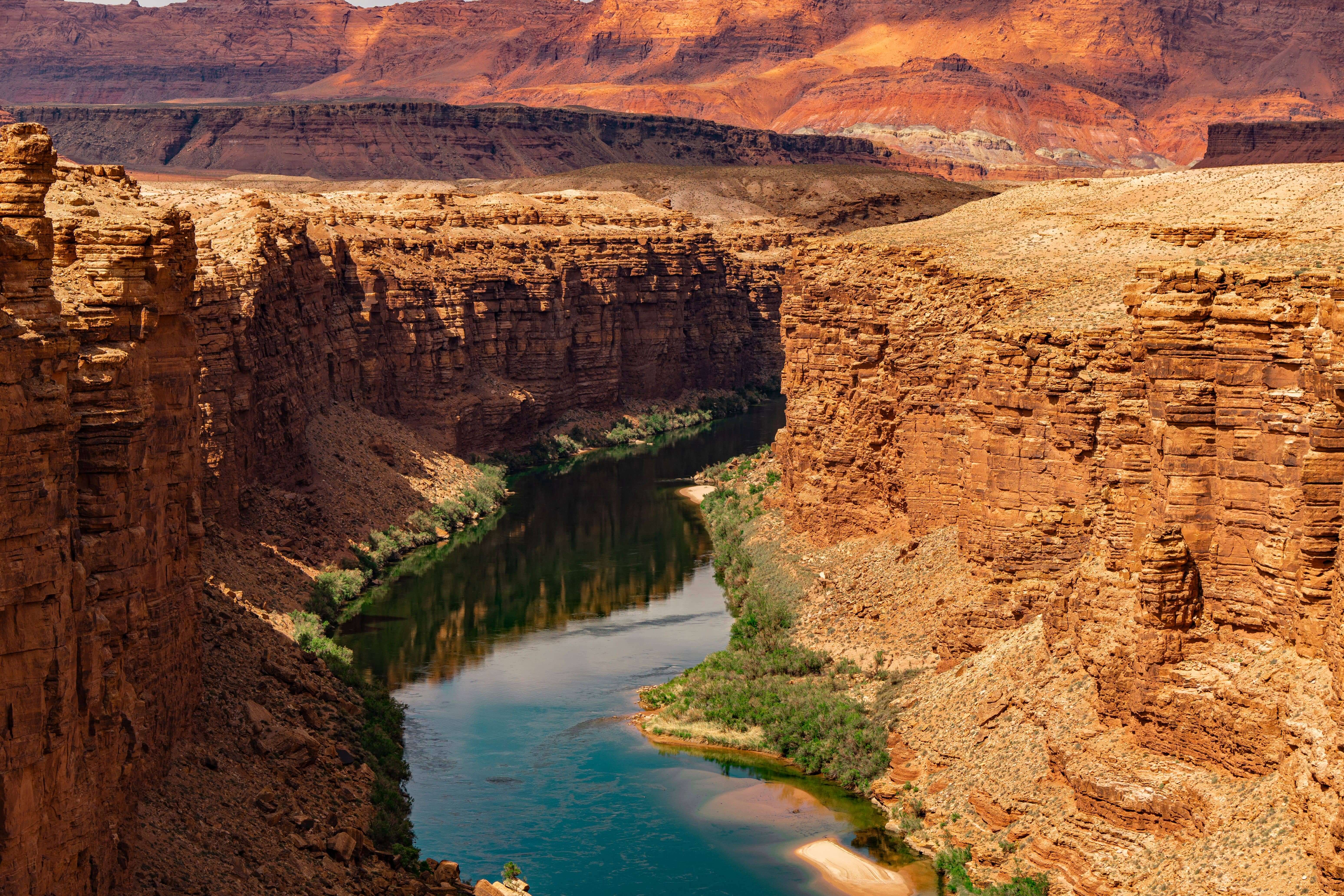 Panoramic vista of the Grand Canyon