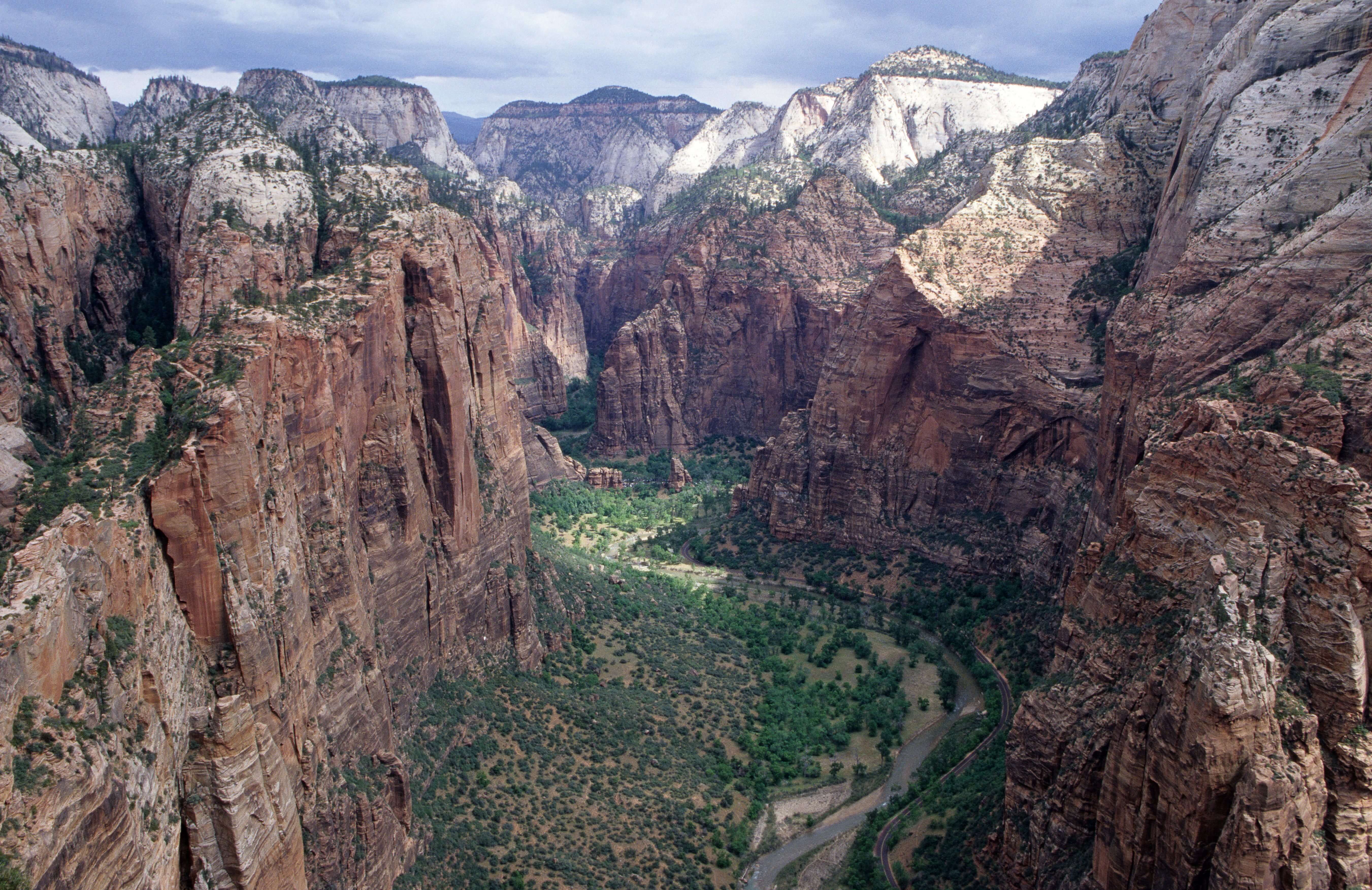 Zion & Bryce Combo scenic view 1